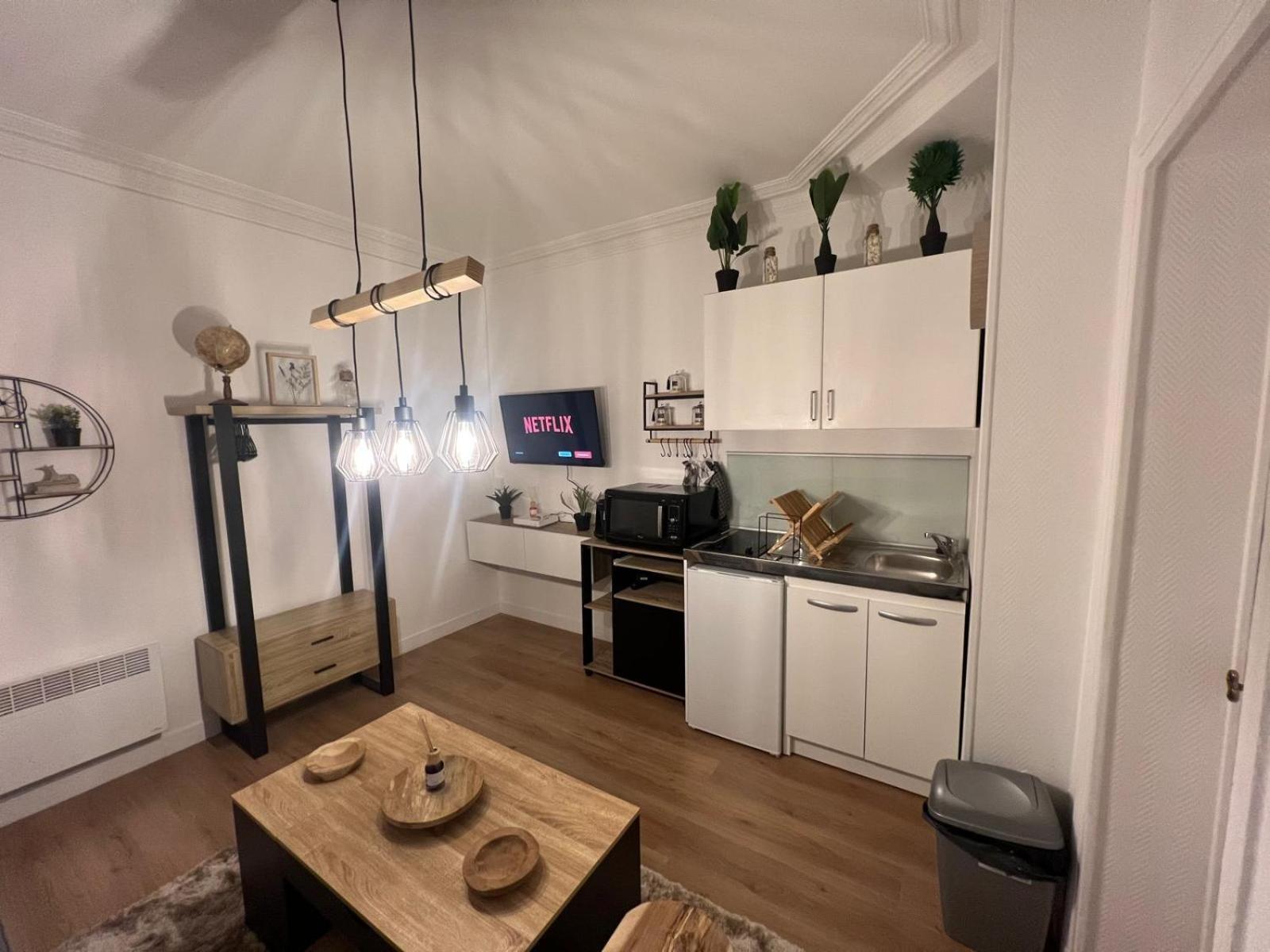 Studio Cosy Aux Portes De Paris - 2Pax Сент-Уен Екстериор снимка