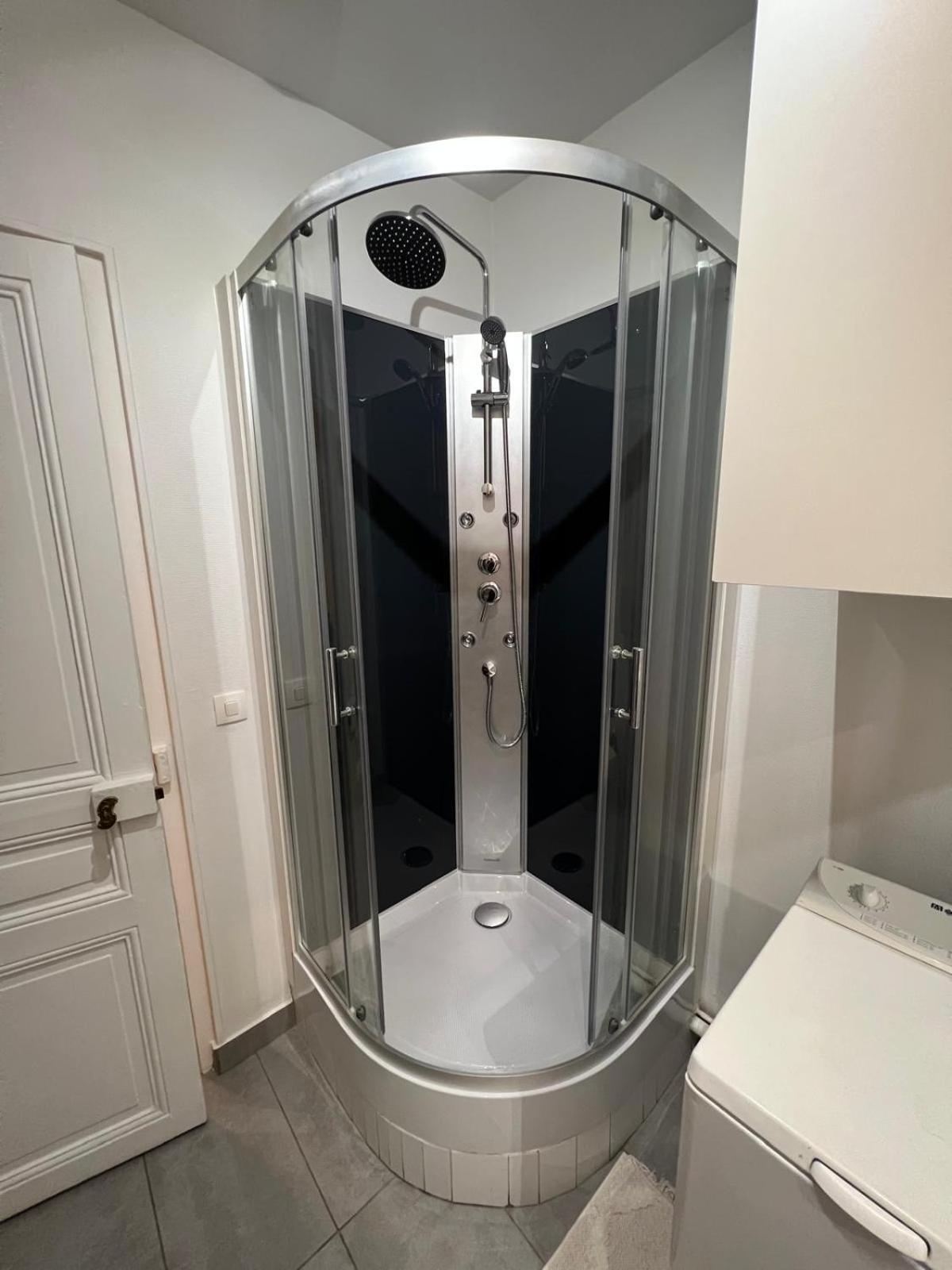Studio Cosy Aux Portes De Paris - 2Pax Сент-Уен Екстериор снимка
